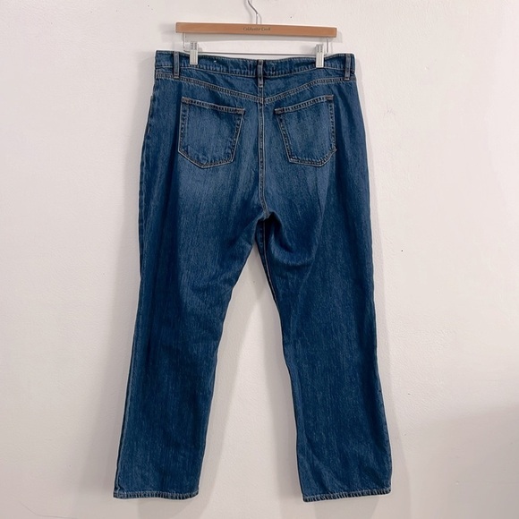 LOFT The Relaxed High Rise  Jeans, Size 14 - Picture 4 of 12